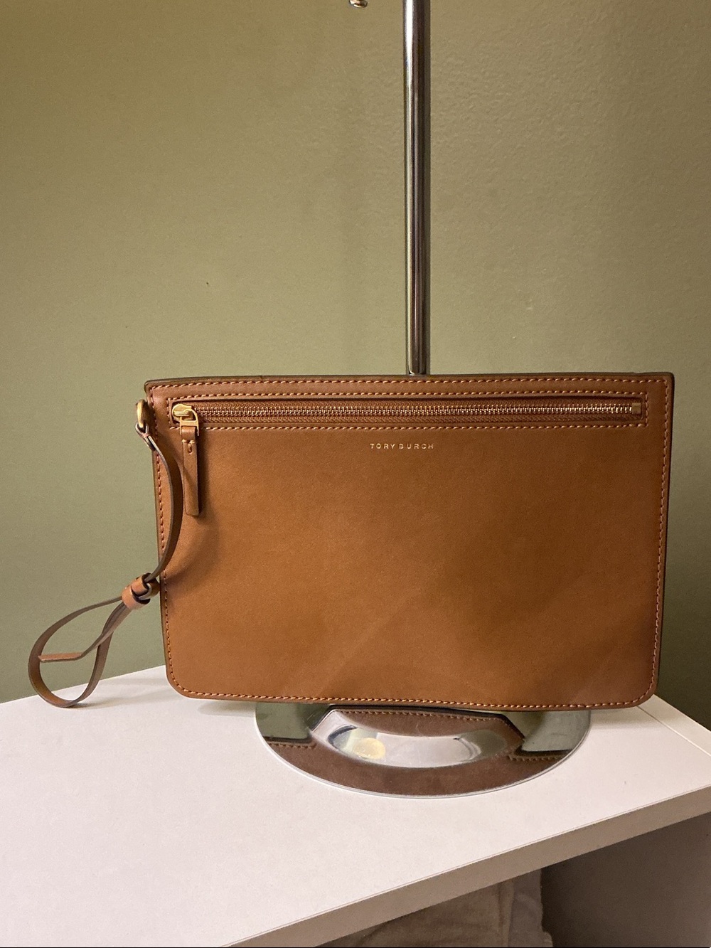 Tory Burch Tan Leather Flat Wristlet Clutch with Gold Hardware & Strap